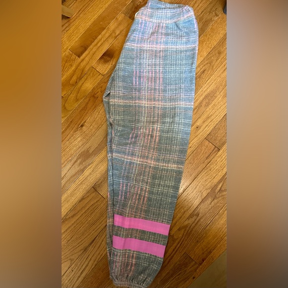 Sundry gray multicolor houndstooth sweatpants with pink stripes - Picture 2 of 3